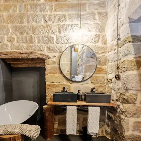 La Torreta D'olius 빌라